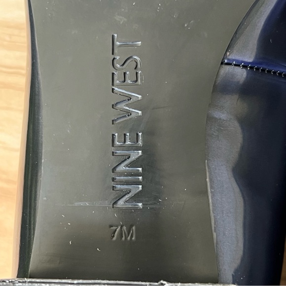 NINE WEST Pointed Tassel Flats Shoes Women's 7 Toe Loafers Blue Patent Leather - Picture 5 of 15